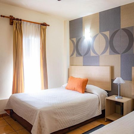 Hotel Estefania Morelia Extérieur photo
