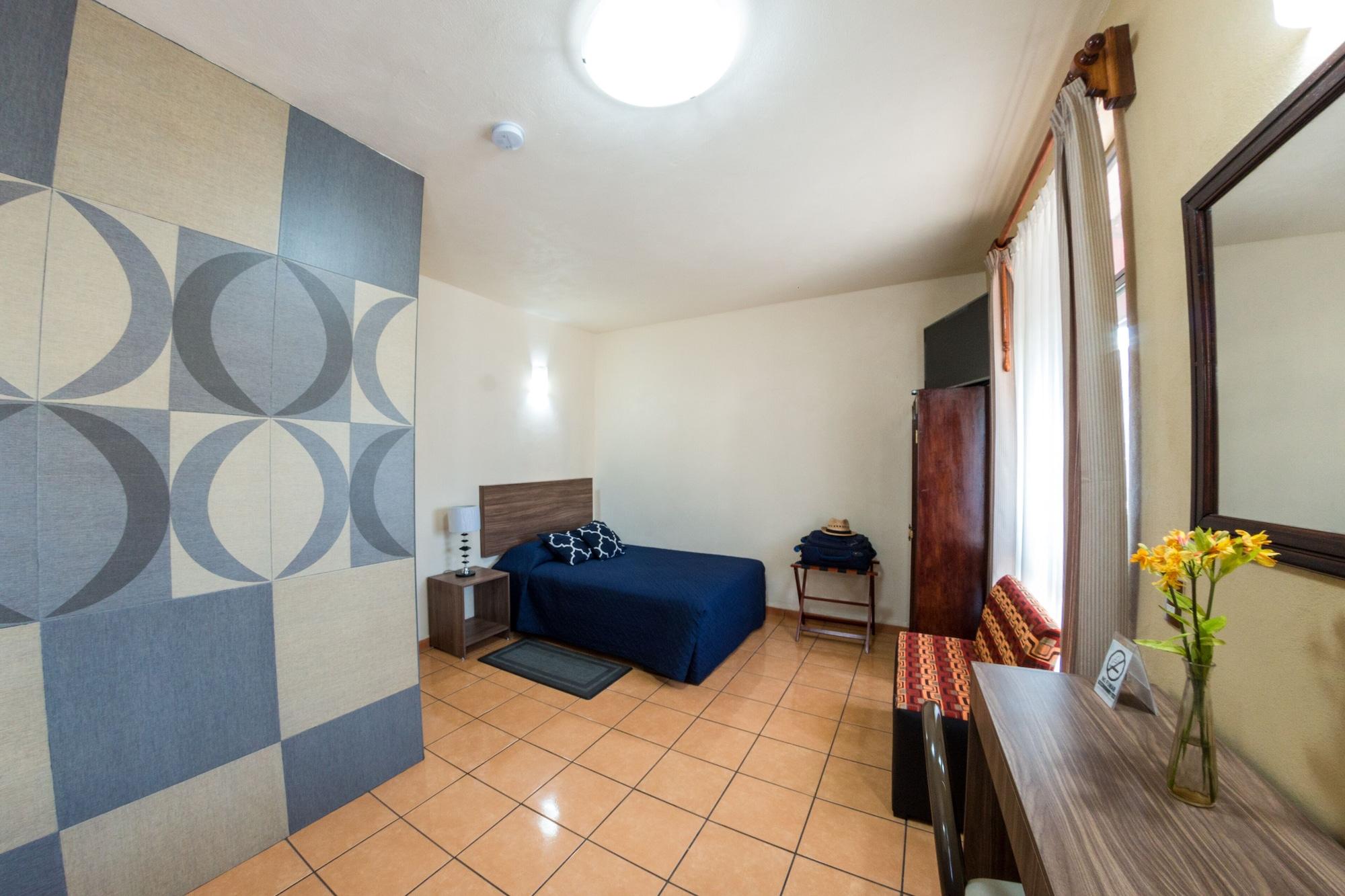Hotel Estefania Morelia Extérieur photo