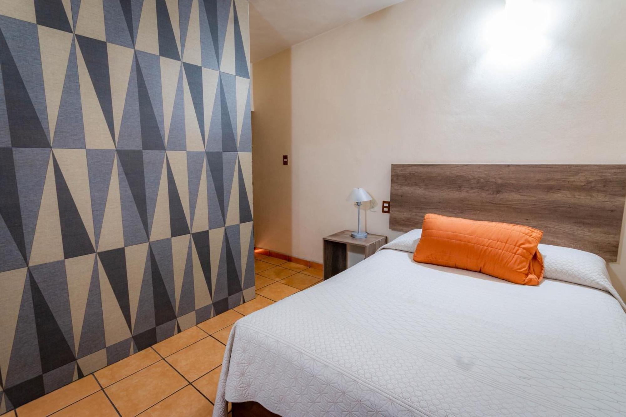 Hotel Estefania Morelia Extérieur photo