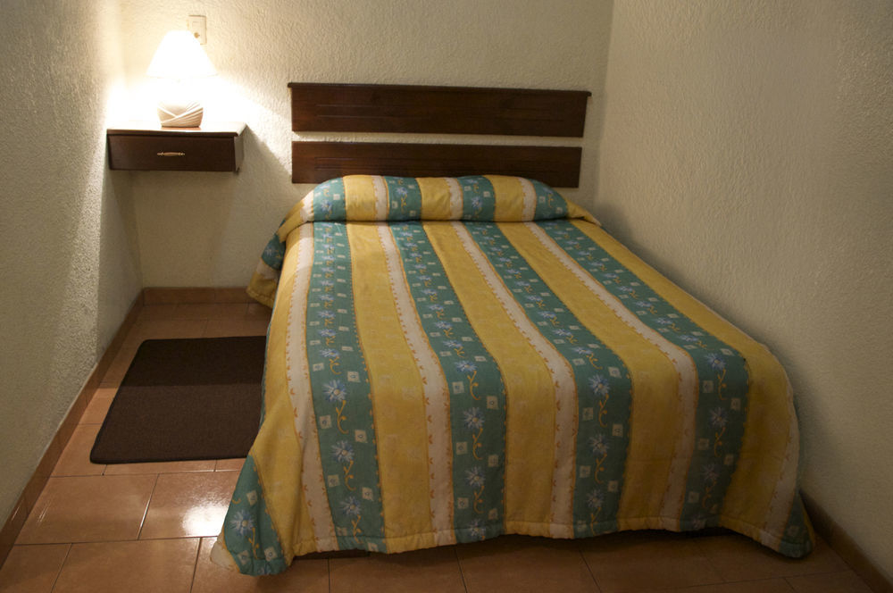 Hotel Estefania Morelia Extérieur photo