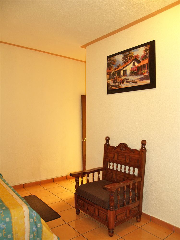 Hotel Estefania Morelia Extérieur photo